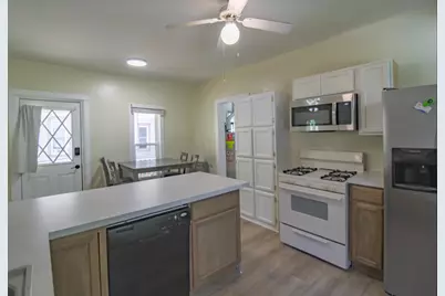 637 Prospect Avenue NE, Grand Rapids, MI 49503 - Photo 10