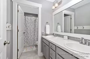 5752 Stonebridge Dr SW, Grandville, MI 49418 - Photo 44