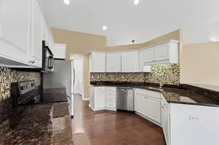 239 Hatch Ave, Coldwater, MI 49036 - Photo 6