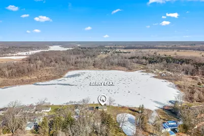 5339 Berry Lake Drive, Reading, MI 49274 - Photo 8