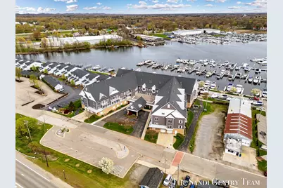 917 W Savidge Street #15, Spring Lake, MI 49456 - Photo 38