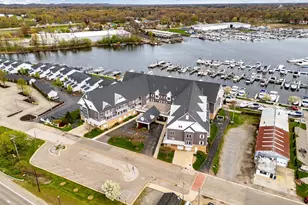 917 W Savidge St, Spring Lake, MI 49456 - Photo 38