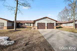 2151 Ter Van Dr NE, Grand Rapids, MI 49505 - Photo 20