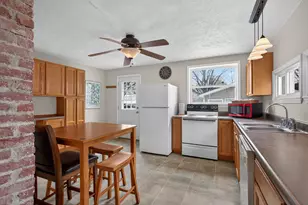 330 Grand St, Springport, MI 49284 - Photo 10