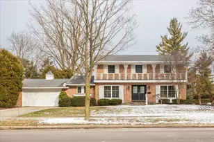 1440 Edgewood Ave SE, Grand Rapids, MI 49506 - Photo 1