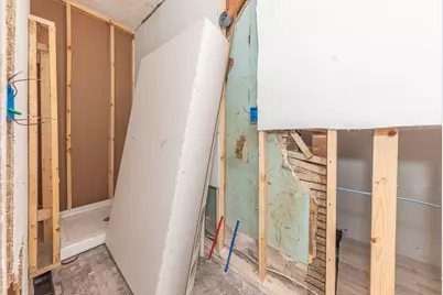 143 Bates Street, Jackson, MI 49202 - Photo 14