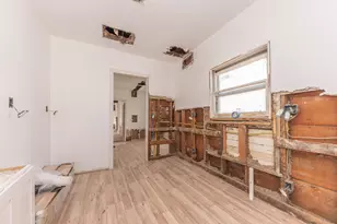 143 Bates St, Jackson, MI 49202 - Photo 22