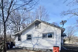 1156 Mc Alister Ave, Benton Harbor, MI 49022 - Photo 4