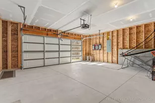 11300 Apache Wells Ct, Stanwood, MI 49346 - Photo 46