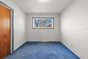 21850 Ontaga St, Farmington Hills, MI 48336 - Photo 18