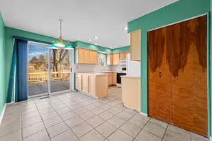 21850 Ontaga St, Farmington Hills, MI 48336 - Photo 20