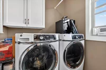 2022 Celadon Drive NE #106, Grand Rapids, MI 49525 - Photo 6