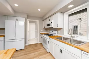 816 River St, Three Rivers, MI 49093 - Photo 6