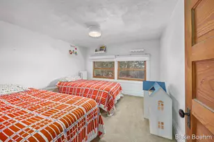 202 E 26th St, Holland, MI 49423 - Photo 16