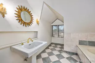 202 E 26th St, Holland, MI 49423 - Photo 20