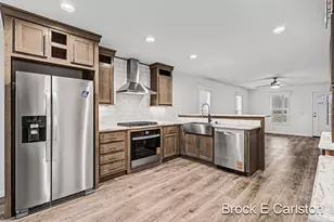 1283 E Ellis Rd, Norton Shores, MI 49441 - Photo 6