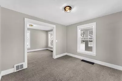 865 10th Street NW, Grand Rapids, MI 49504 - Photo 10
