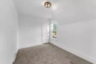 865 10th St NW, Grand Rapids, MI 49504 - Photo 26