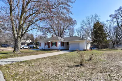 890 Paw Paw Drive, Holland, MI 49423 - Photo 2