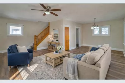 121 N Thompson Street, Jackson, MI 49202 - Photo 8