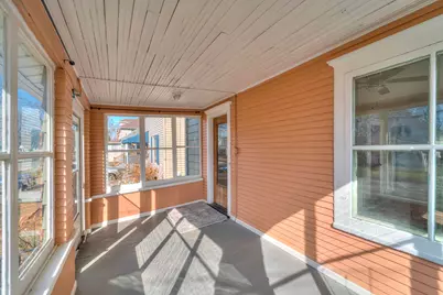 121 N Thompson Street, Jackson, MI 49202 - Photo 6