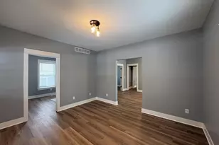 914 Kalamazoo Ave SE, Grand Rapids, MI 49507 - Photo 2