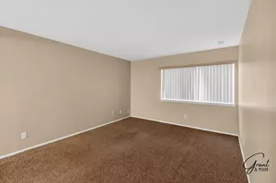 8180 Crestview Dr, Sterling Heights, MI 48312 - Photo 14