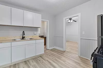 301 Spencer Street NE, Grand Rapids, MI 49505 - Photo 24