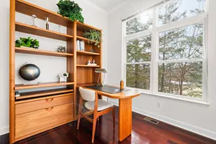 1649 Chapleau Dr, Ann Arbor, MI 48103 - Photo 6