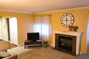 160 Carberry Hill Ct, Kalamazoo, MI 49006 - Photo 6