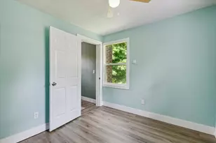 842 10th St, Plainwell, MI 49080 - Photo 36