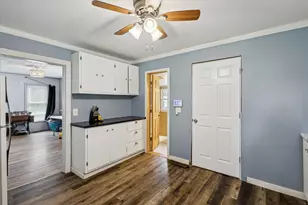 842 10th St, Plainwell, MI 49080 - Photo 26