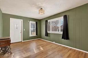 842 10th St, Plainwell, MI 49080 - Photo 20