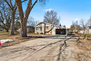 229 Marcus St SW, Grand Rapids, MI 49548 - Photo 2