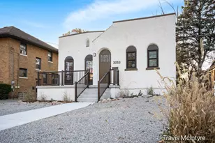 2053 Paris Ave SE, Grand Rapids, MI 49507 - Photo 2