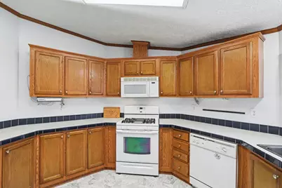 4827 W Paradise Road W, Battle Creek, MI 49015 - Photo 12