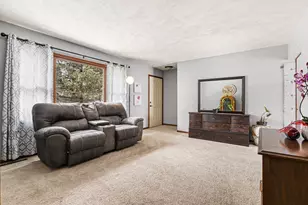 133 Walker Dr, Battle Creek, MI 49017 - Photo 4