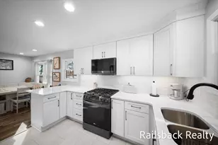 4901 Pinedell Ave NE, Comstock Park, MI 49321 - Photo 10