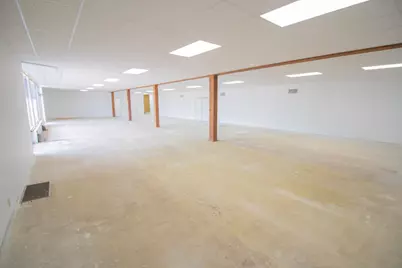 588 Capital Avenue SW #A, Battle Creek, MI 49015 - Photo 2