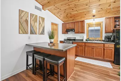 427 Iroquois Avenue, Prudenville, MI 48651 - Photo 8