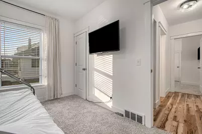 1063 W Forest Avenue, Muskegon, MI 49441 - Photo 14