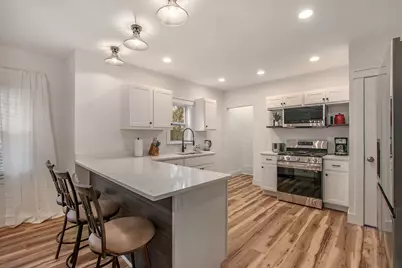 1063 W Forest Avenue, Muskegon, MI 49441 - Photo 6