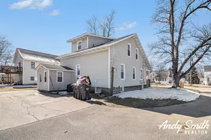 241 N State St, Zeeland, MI 49464 - Photo 26