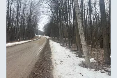 9735 Pere Marquette Drive, Stanwood, MI 49346 - Photo 4