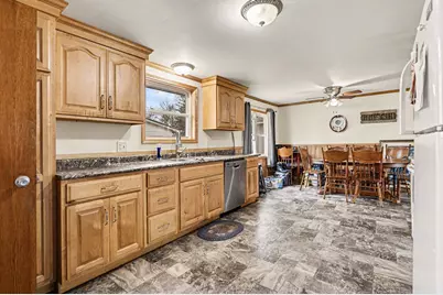 351 Roosevelt Street, Bronson, MI 49028 - Photo 8