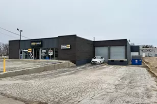 1656 Hilltop Rd, Saint Joseph, MI 49085 - Photo 1