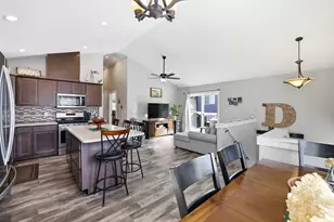 317 Quimby St NE, Grand Rapids, MI 49505 - Photo 6