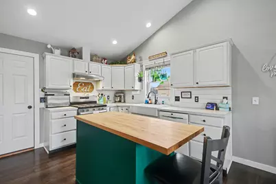 7943 Westside Drive, Hudsonville, MI 49426 - Photo 12