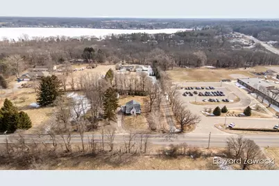 6914 Young Avenue NE, Rockford, MI 49341 - Photo 48