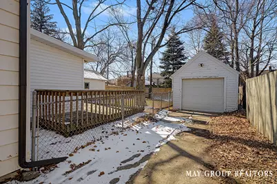 2025 Union Avenue SE, Grand Rapids, MI 49507 - Photo 32